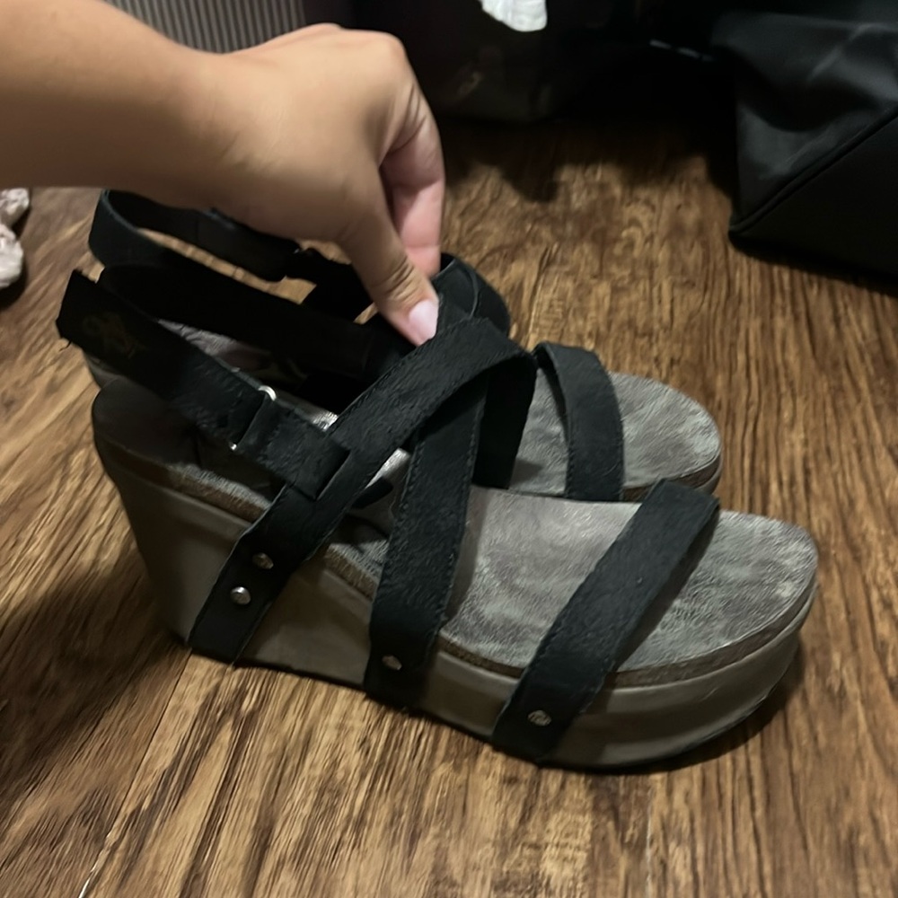 Black OTBT platform wedges